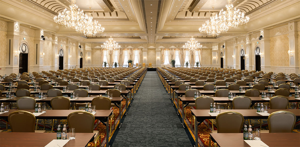 Mocha Mousse: 2025’s Color of the Year