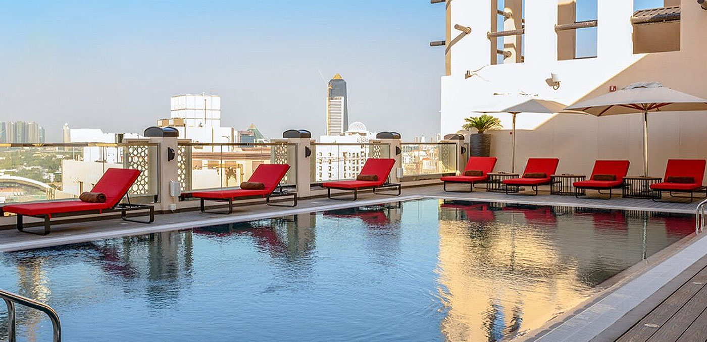 proj-outdoor-hilton04