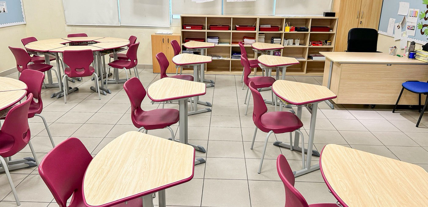 proj-school-gemsroyal01