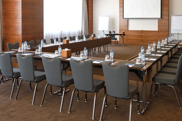 Radisson Blu Hotel, Dubai Waterfront