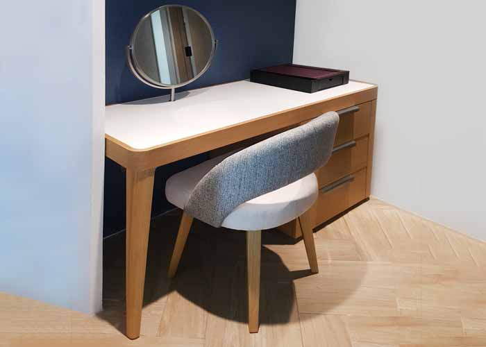 Dresser & Credenzas